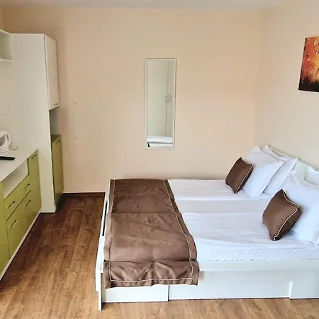 Studio With Balcony, 10m Away From See, In 4 Star Resort, סבטי ולאס